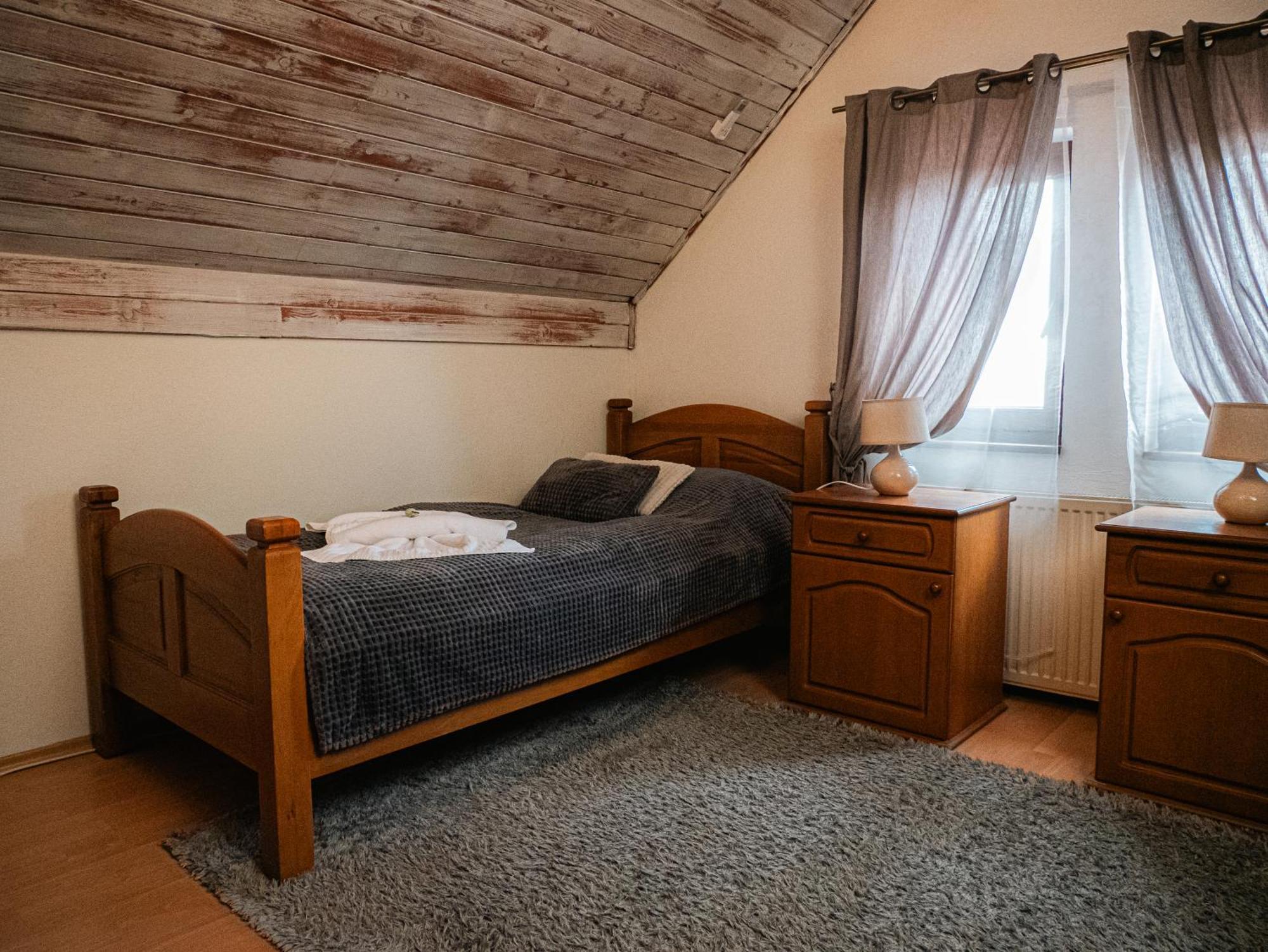 U Krba Nitra Exterior foto